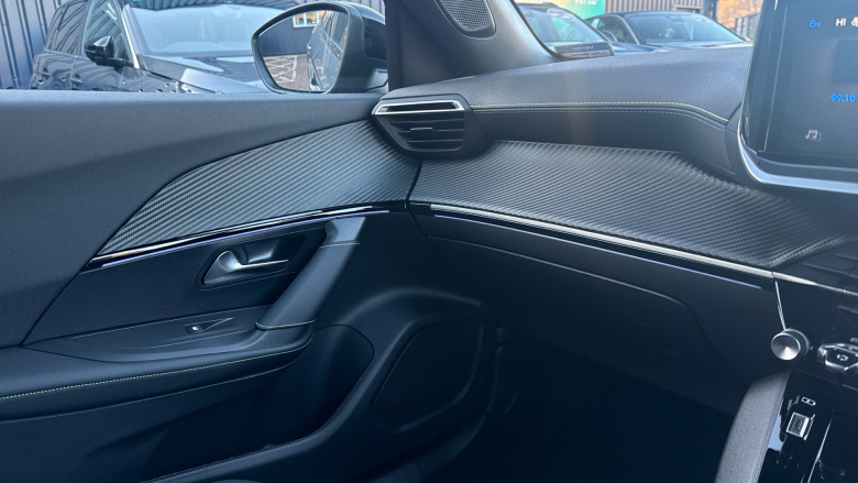 Peugeot 2008 1.2 Hybrid 136 GT 5dr e-DSC6 Petrol Estate